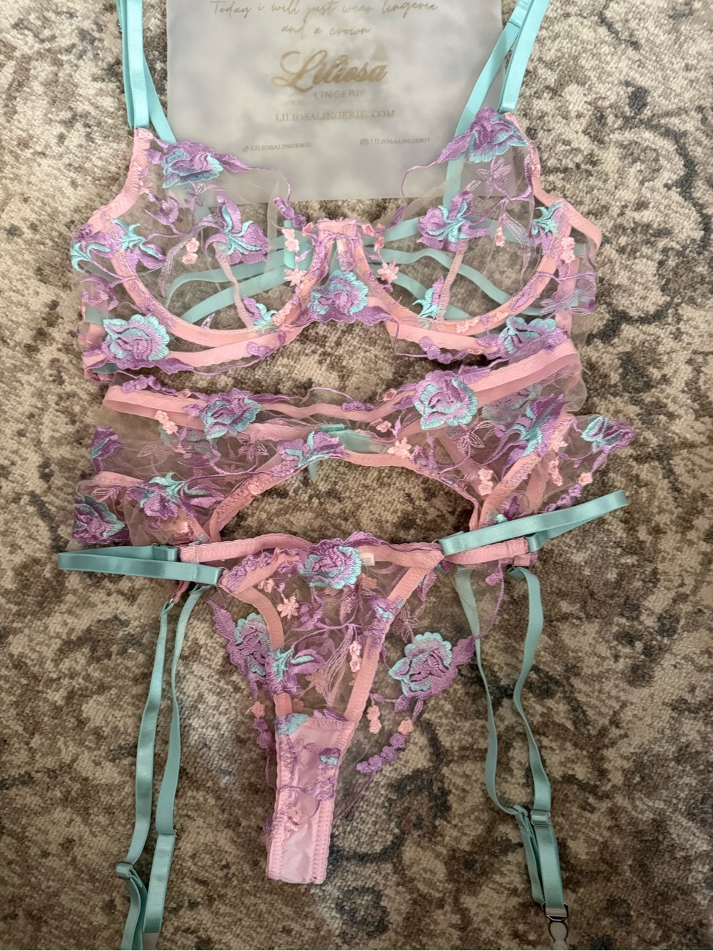 Liliosa Embroidered Lace Bra Lingerie Set